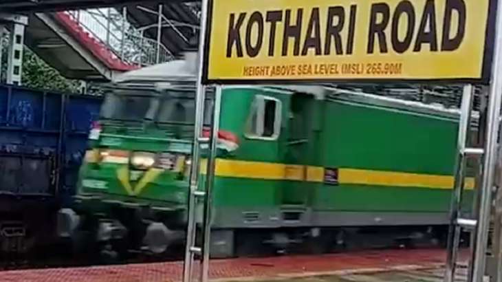 super vasuki, longest train india, irctc train, indian railways 